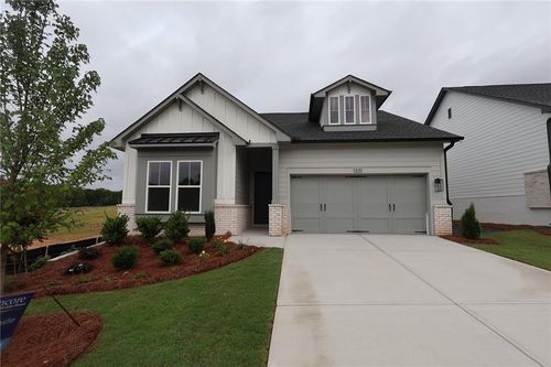 1331 Autumn Lake Dr Sw, Gainesville, GA, 30504-3923 | Card Image