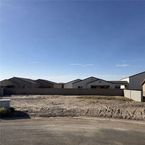 1842 E Spring Way, Mohave Valley, AZ, 86440 | Card Image