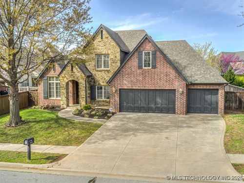 7315 E 112th Pl S, Bixby, OK, 74008-2165 | Card Image