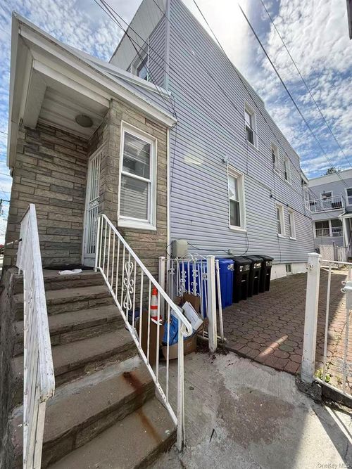 20-30 127th St, College Point, NY, 11356 | Card Image