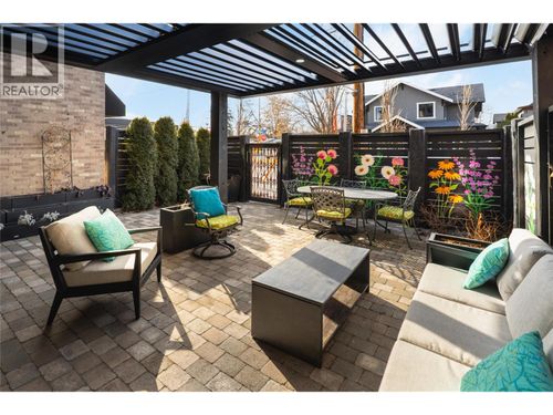 2691 Gore St, Kelowna, BC, V1Y5A5 | Card Image