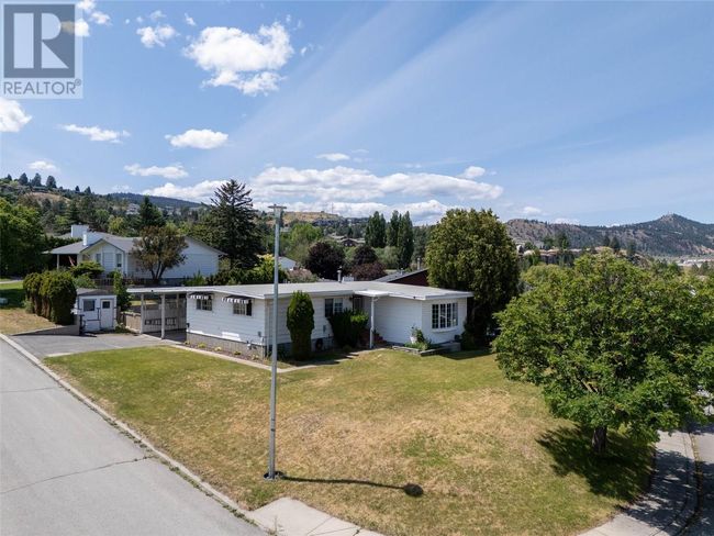135 Whiteshield Cres, House other with 5 bedrooms, 3 bathrooms and null parking in Kamloops BC | Image 32