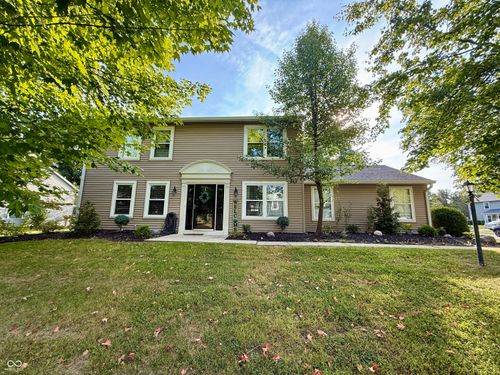 7383 Poppyseed Dr, Indianapolis, IN, 46237-3675 | Card Image