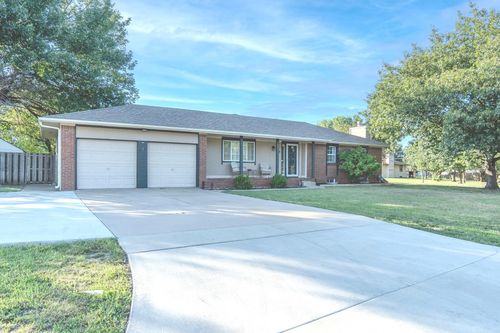 202 W Berlin Dr, Rose Hill, KS, 67133 | Card Image
