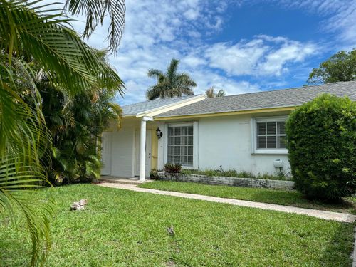 915 Riverwood Ln, Jupiter, FL, 33458-6815 | Card Image