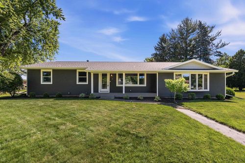 111 Sioux Drive, BEAVER DAM, WI, 53916 | Card Image