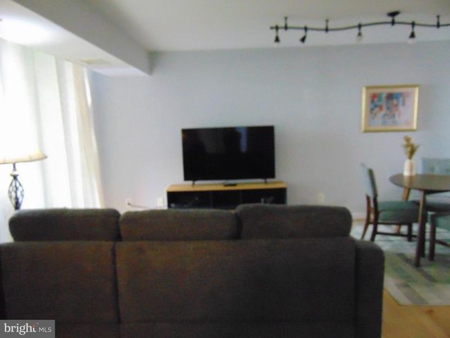 APT-511 - 7500 Woodmont Ave, Condo with 1 bedrooms, 1 bathrooms and null parking in BETHESDA MD | Image 11