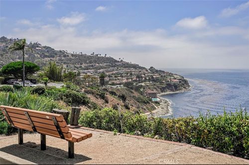 unit-305-639 Paseo De La Playa, Redondo Beach, CA, 90277-6550 | Card Image
