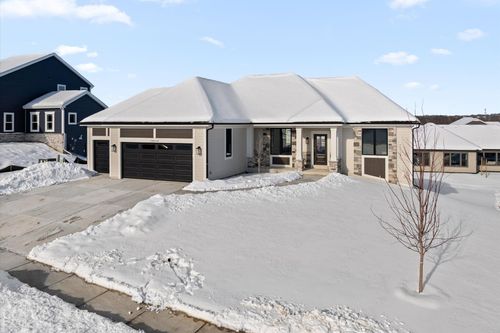 N56W20744 Menomonee Ave, Lannon, WI, 53046 | Card Image