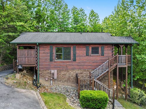 816 Spirit Loop Way, Gatlinburg, TN, 37738 | Card Image