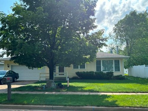 2944 Saturn Avenue, Eau Claire, WI, 54703 | Card Image