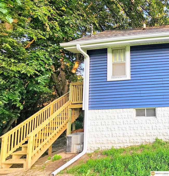 2715 S 15 Th St, House other with 2 bedrooms, 2 bathrooms and null parking in Omaha NE | Image 16