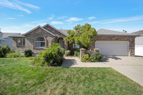 11922 Villa Bluff Dr, Sandy, UT, 84070 | Card Image
