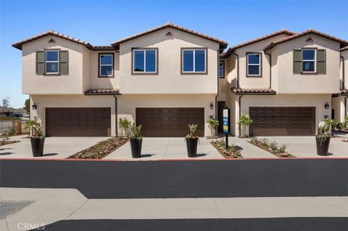 7027 Solara Way, Westminster, CA, 92683-7973 | Card Image
