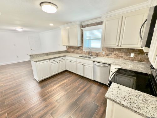 15733 Geraldine Dr, Baton Rouge, LA, 70819 | Card Image