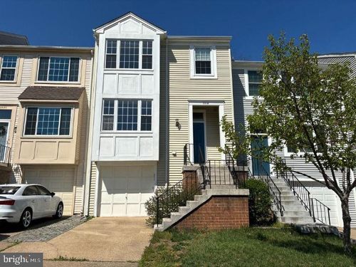 3318 Buckeye Ln, FAIRFAX, VA, 22033-1225 | Card Image
