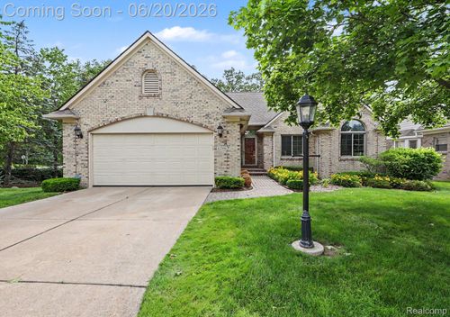 62998 Invitational Dr, Washington Township, MI, 48094-1557 | Card Image