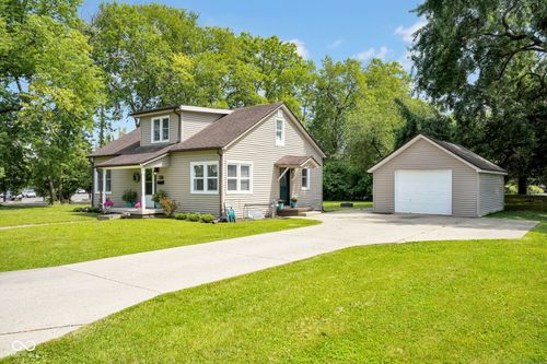 3127 13th Street, Columbus, IN, 47201 | Card Image