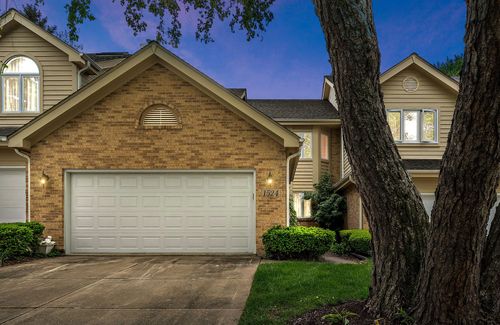 1524 Brittany Ct, Darien, IL, 60561-4435 | Card Image