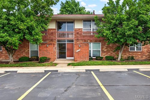 c-4159 Gallatin Ln, Bridgeton, MO, 63044-1943 | Card Image