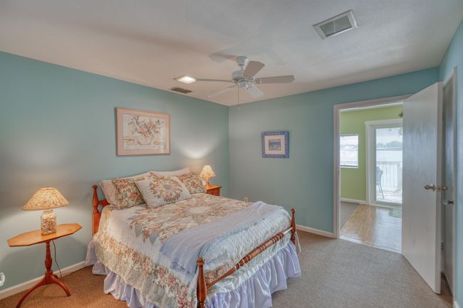 1833 Highland Dr, House other with 3 bedrooms, 2 bathrooms and null parking in Highland Haven TX | Image 16