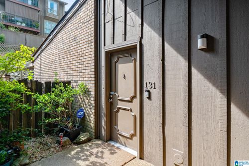131-131 W Green, Vestavia, AL, 35243-1881 | Card Image
