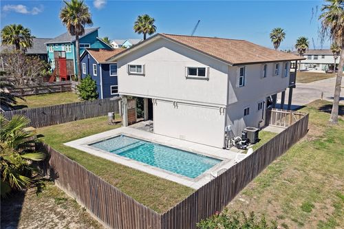 613 Sandpiper Circle, Port Aransas, TX, 78373 | Card Image