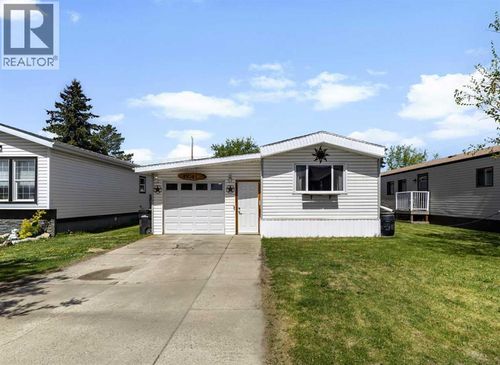 4804 54 Ave, Camrose, AB, T4V3A4 | Card Image