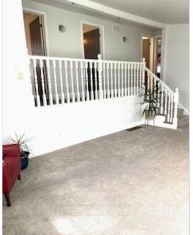 214 Eliza St, House other with 3 bedrooms, 2 bathrooms and 4 parking in Stayner ON | Image 4