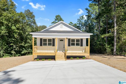 35 Broadwater Dr, Warrior, AL, 35180-6601 | Card Image