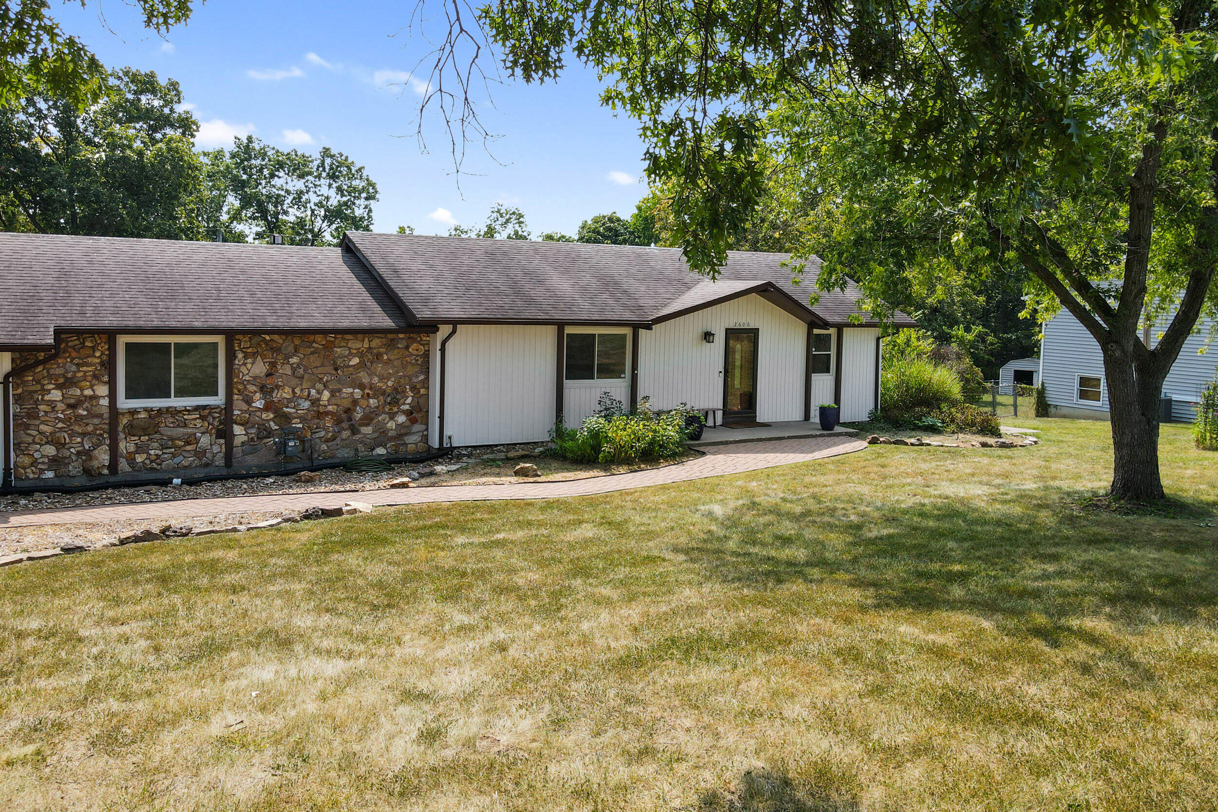 Jonquil Pl, Columbia, MO 65202