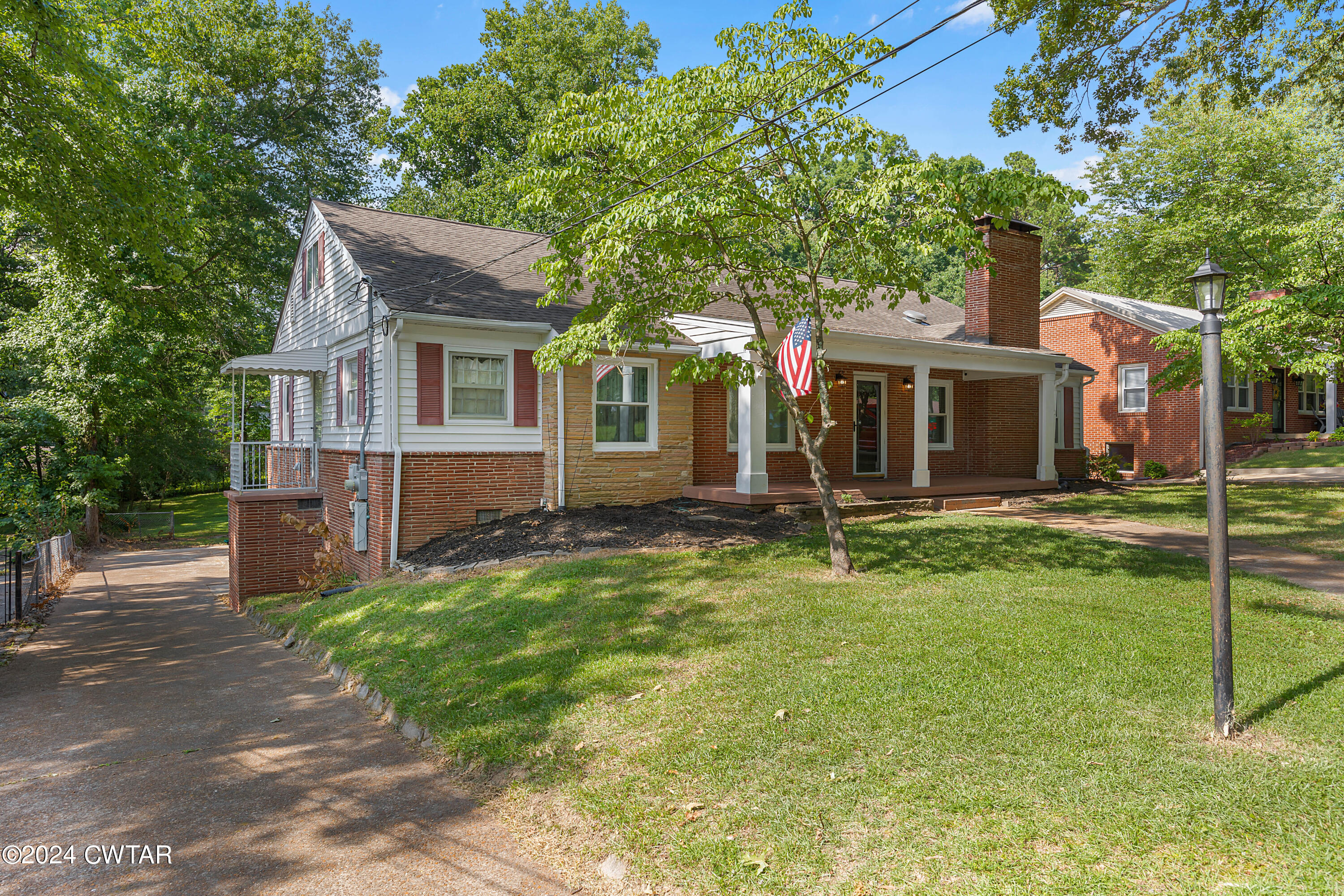 Sherrell Dr, Jackson, TN 38301