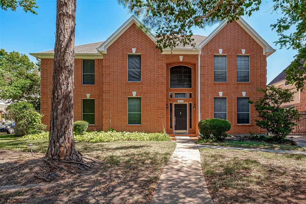 Garden Row Dr, Sugar Land, TX 77498