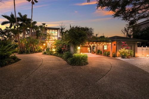 608 87th Street Ct Nw, Bradenton, FL, 34209-9728 | Card Image