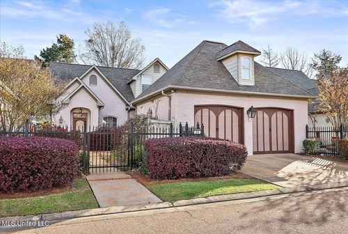 26 Savannah Cir, Brandon, MS, 39047-7288 | Card Image