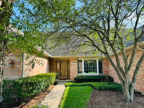 836 Wedgewood Drive, Crystal Lake, IL, 60014 | Card Image