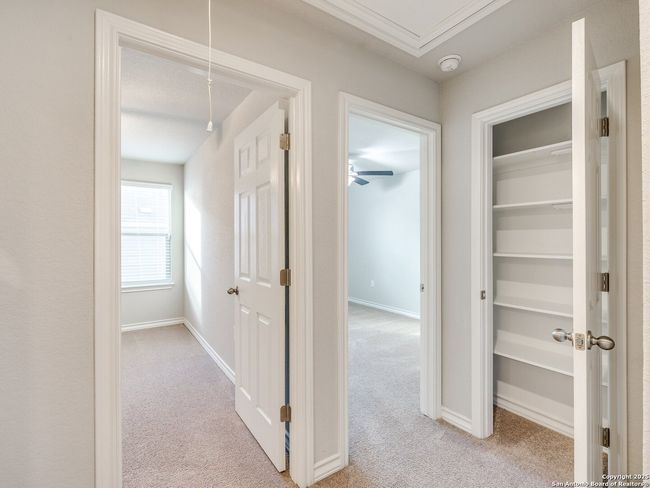 5627 Chestnut Xing, House other with 3 bedrooms, 3 bathrooms and null parking in San Antonio TX | Image 30