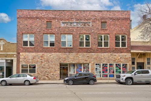 76 S Macy St, Fond Du Lac, WI, 54935-4161 | Card Image