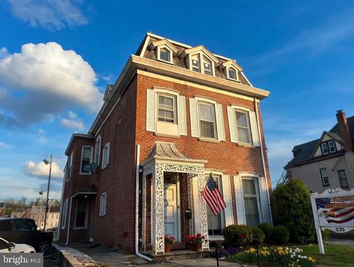 535 E High St, Pottstown, PA, 19464-5677 | Card Image