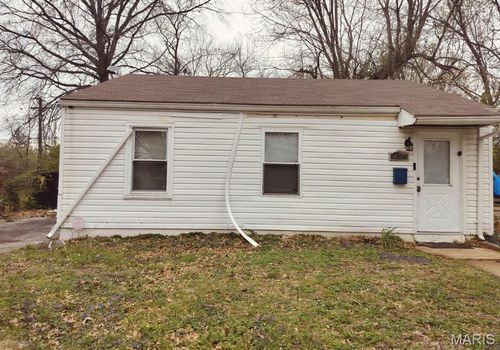 417 Mueller Ave, Saint Louis, MO, 63135-2538 | Card Image