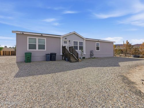 2815 Pueblo St, Silver Springs, NV, 89429-8915 | Card Image