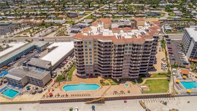 1001 - 2515 S Atlantic Avenue, Condo with 3 bedrooms, 3 bathrooms and null parking in DAYTONA BEACH SHORES FL | Image 1