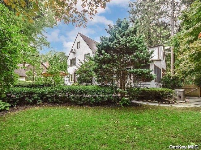15 Longview Rd, House other with 3 bedrooms, 4 bathrooms and null parking in Port Washington NY | Image 33
