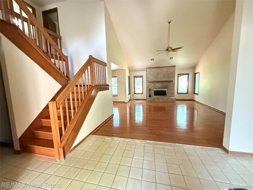 22263 Antler Dr, Novi, MI, 48375-4803 | Card Image