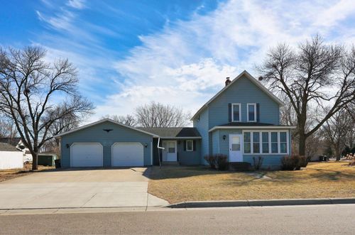 730 Powers St, Stewart, MN, 55385-8484 | Card Image
