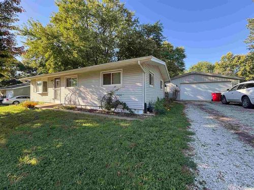 419 Willow St, Payson, IL, 62360-1126 | Card Image