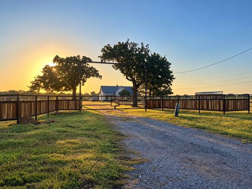4529 Fm 1195, Mineral Wells, TX, 76067-0733 | Card Image