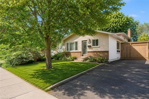 369 W Acres Dr, Guelph, ON, N1H7B3 | Card Image