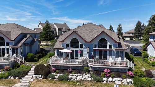 297 Lakeshore Dr, Manistee, MI, 49660-1358 | Card Image