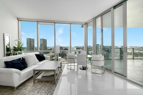 2410-851 Ne 1st Ave, Miami, FL, 33132-1817 | Card Image